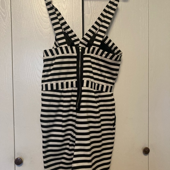 Material Girl Rockabilly Romper ♥️ - Picture 3 of 5